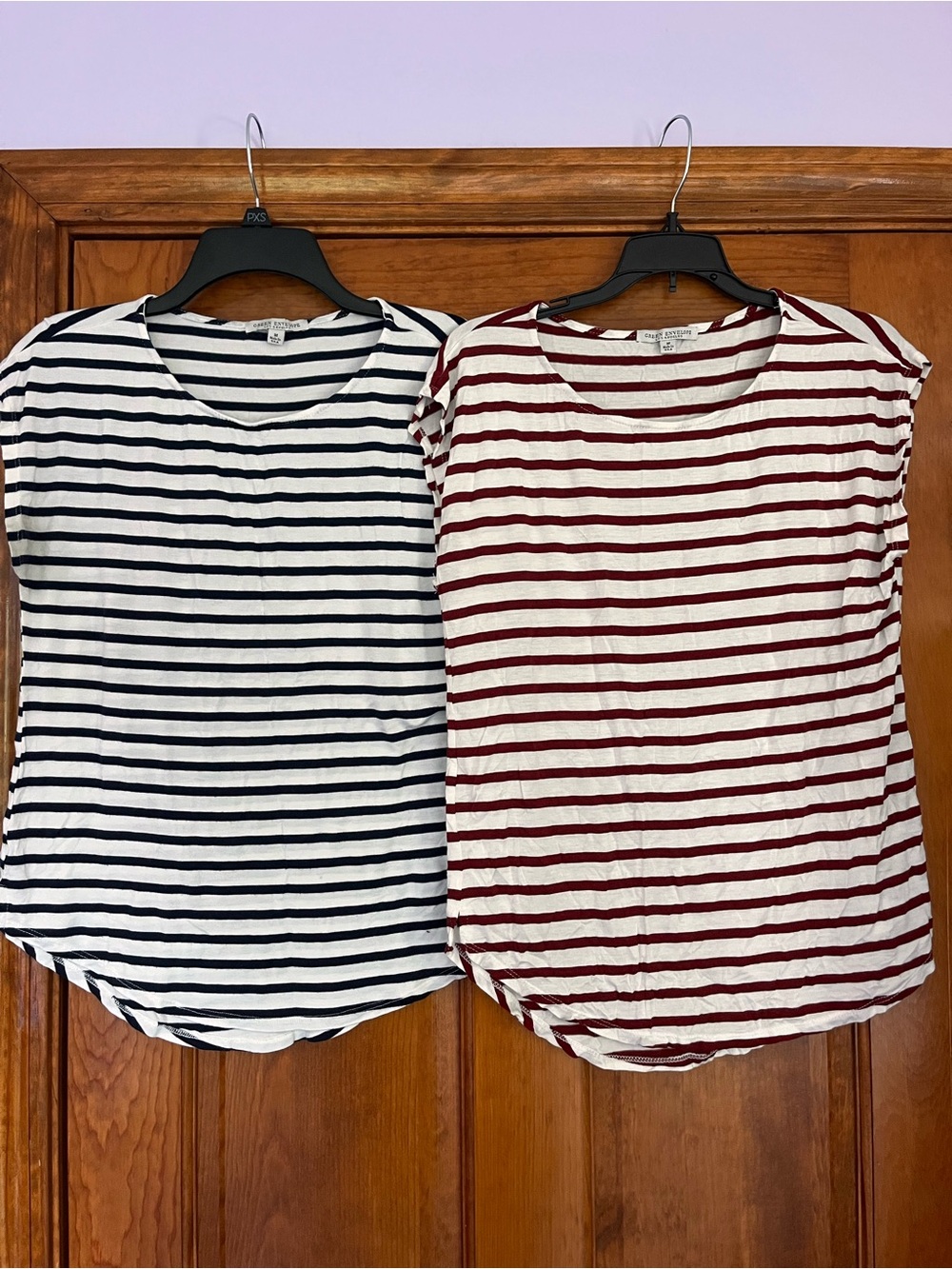 (2) Striped Short Sleeve Scoop Neck Top - White & Navy / White & Burgundy